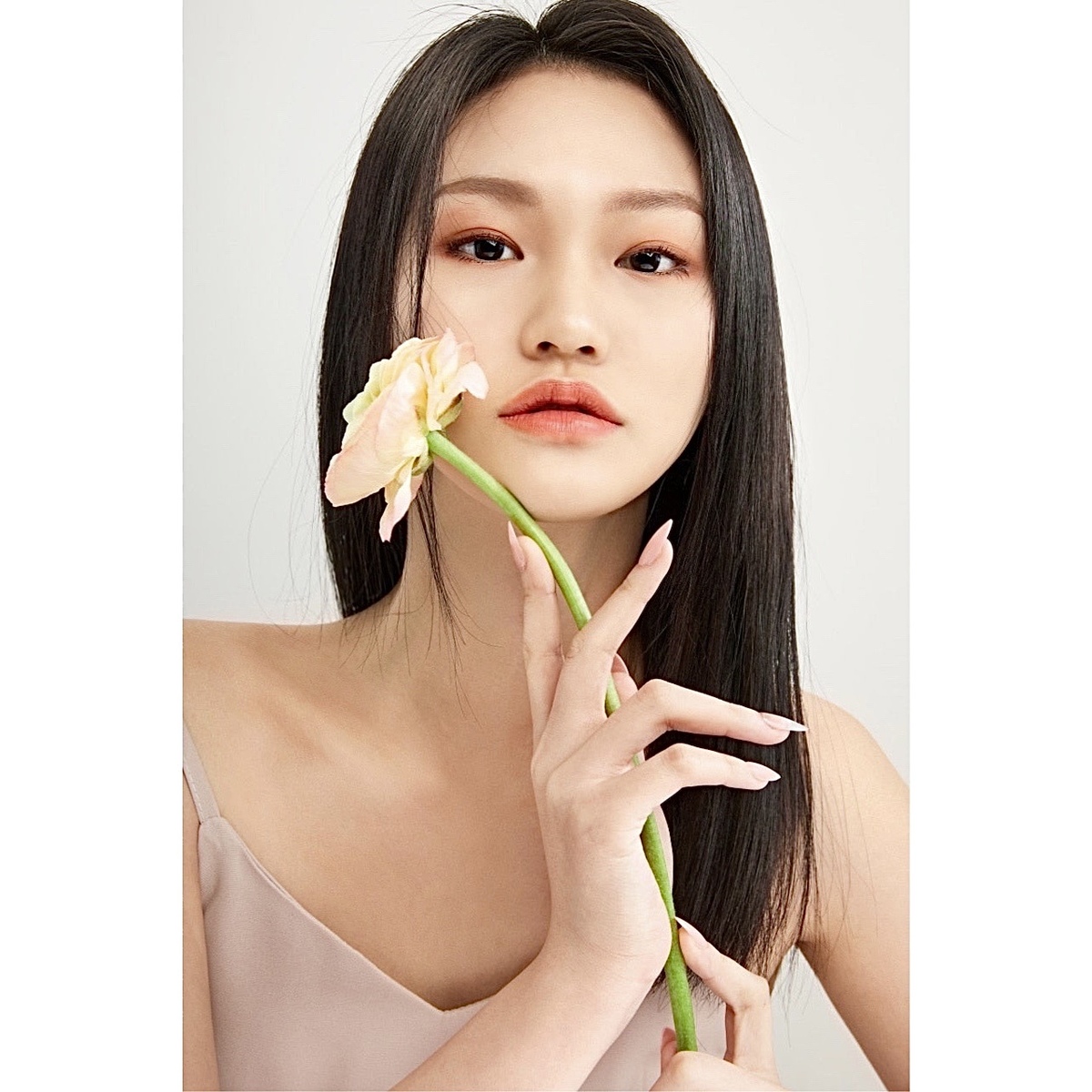 출연 전문가 프로필 사진